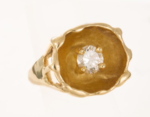 18K Yellow Gold Cup and Diamond Ring