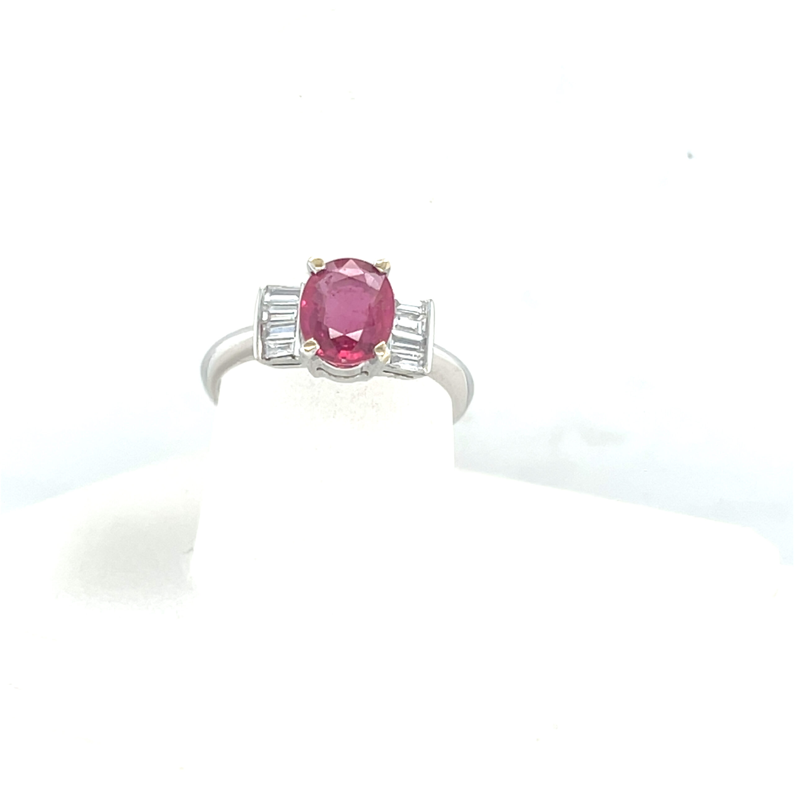 18k Diamond Ruby Ring