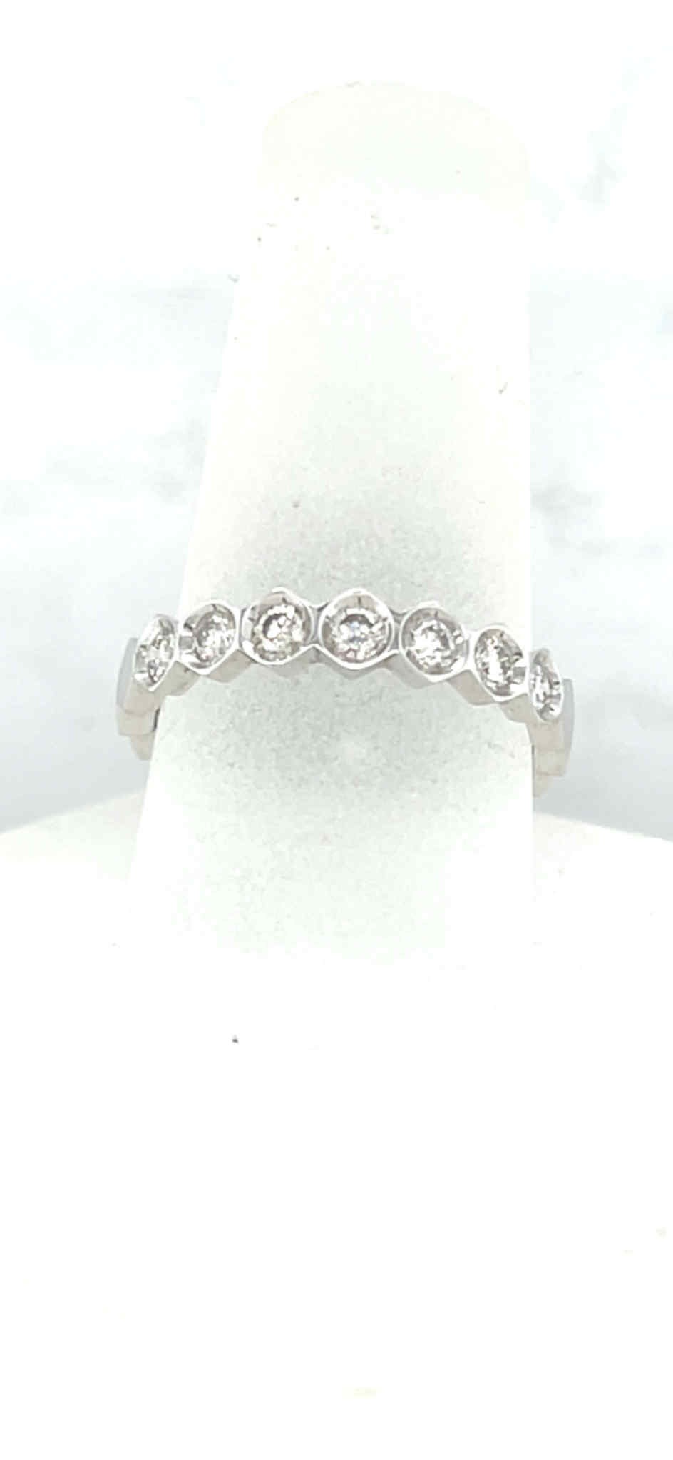 18K Diamond Rings