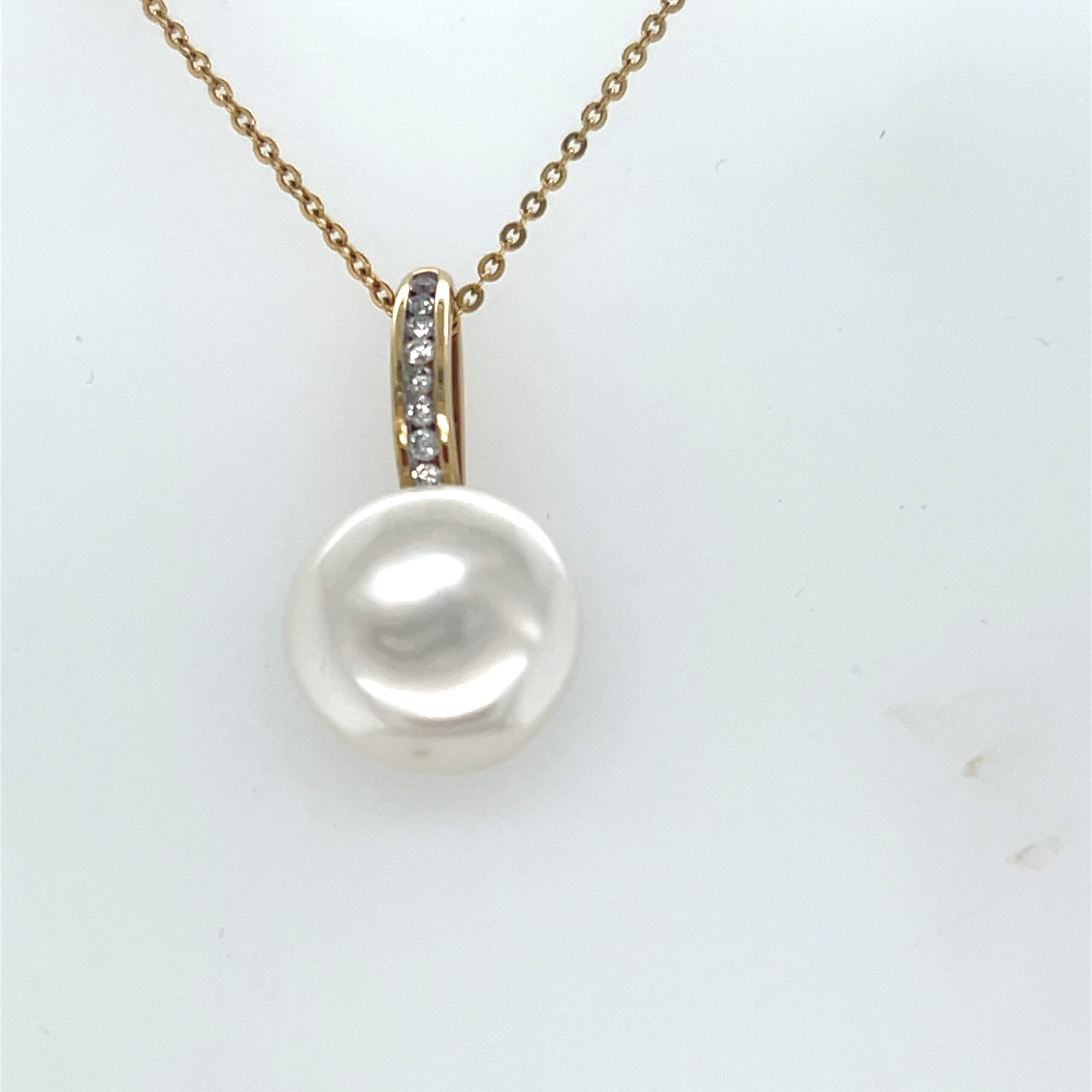14K Yellow Gold Diamond Pearl Pendant