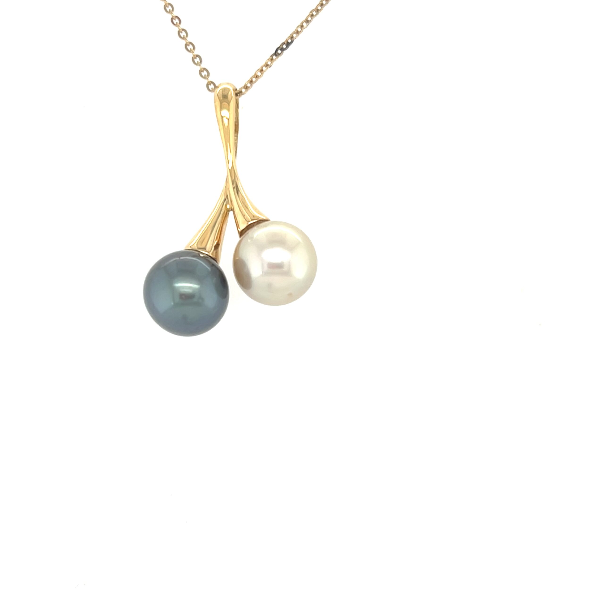 18K Pearl Pendant